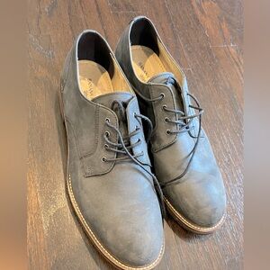 Banana Republic men’s lace up Oxford